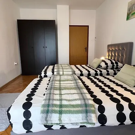 La Casa Di Papa * بوزت